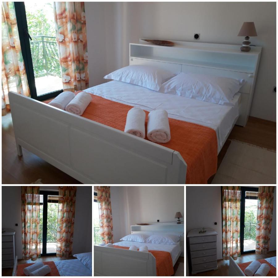 Apartments Leo Orebic Bagian luar foto